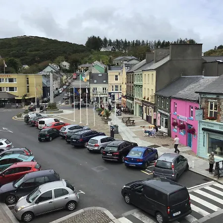 Daire 8, Bay *